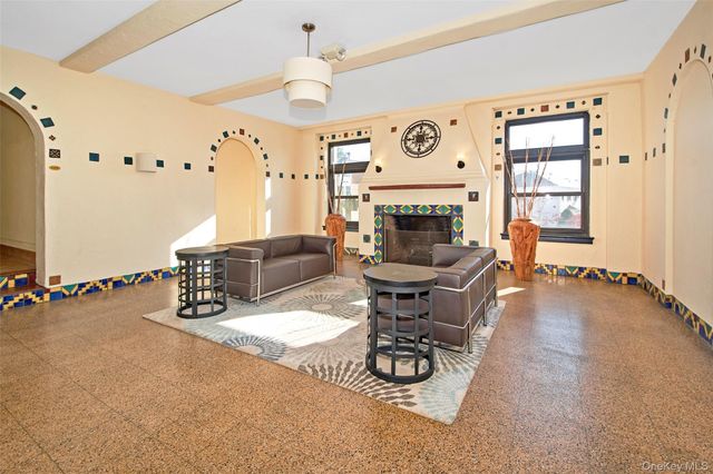 314 Livingston Avenue 203W, Mamaroneck, NY 10543