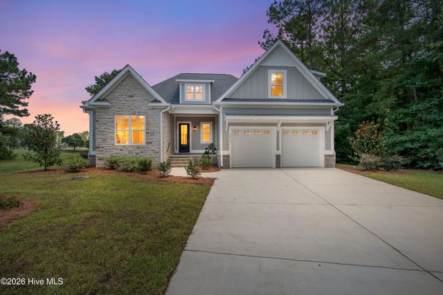 9479 Old Salem Way NW, Calabash, NC 28467