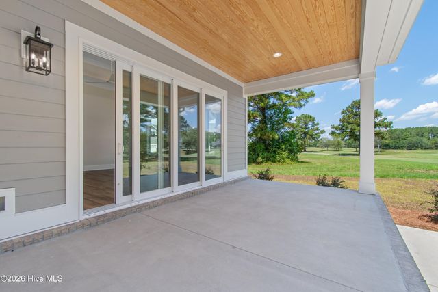 9479 Old Salem Way NW, Calabash, NC 28467
