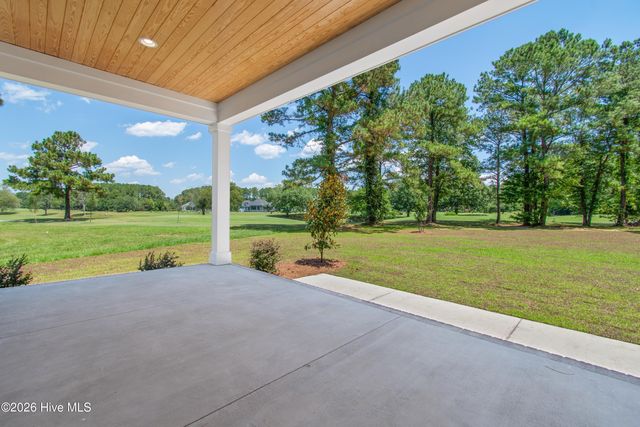 9479 Old Salem Way NW, Calabash, NC 28467
