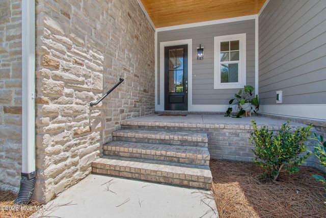 9479 Old Salem Way NW, Calabash, NC 28467