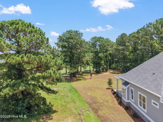 9479 Old Salem Way NW, Calabash, NC 28467
