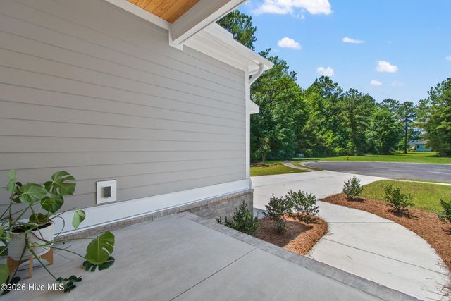 9479 Old Salem Way NW, Calabash, NC 28467