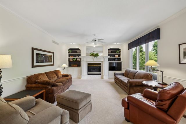 5773 Coachlight Court, West Des Moines, IA 50266