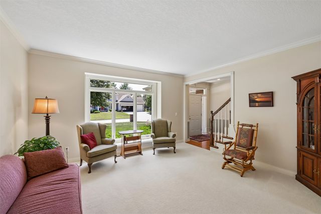 5773 Coachlight Court, West Des Moines, IA 50266
