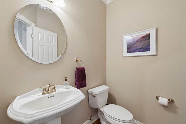 5773 Coachlight Court, West Des Moines, IA 50266