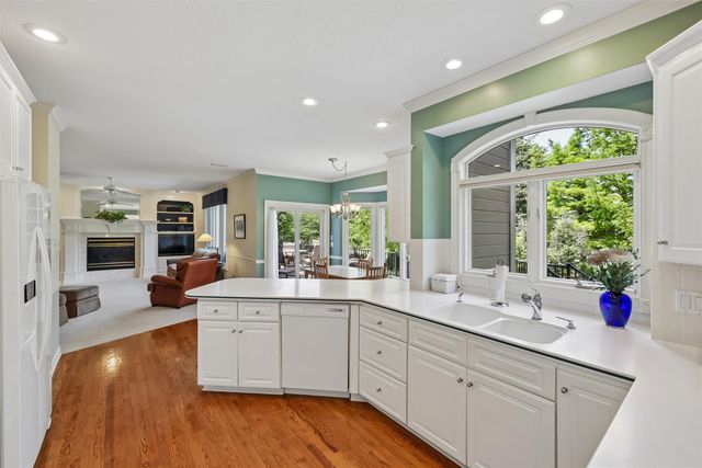 5773 Coachlight Court, West Des Moines, IA 50266