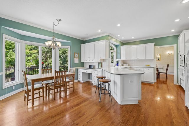 5773 Coachlight Court, West Des Moines, IA 50266