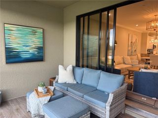 9403 Pocida CT 101, Naples, FL 34119