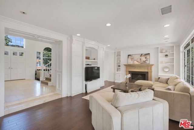 2430 Ranchgrove Drive, Westlake Village, CA 91361