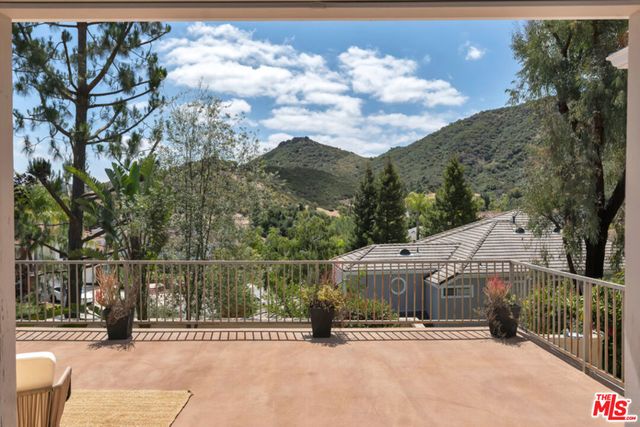 2430 Ranchgrove Drive, Westlake Village, CA 91361