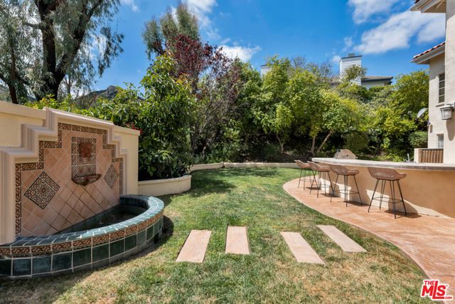 2430 Ranchgrove Drive, Westlake Village, CA 91361