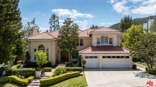 2430 Ranchgrove Drive, Westlake Village, CA 91361