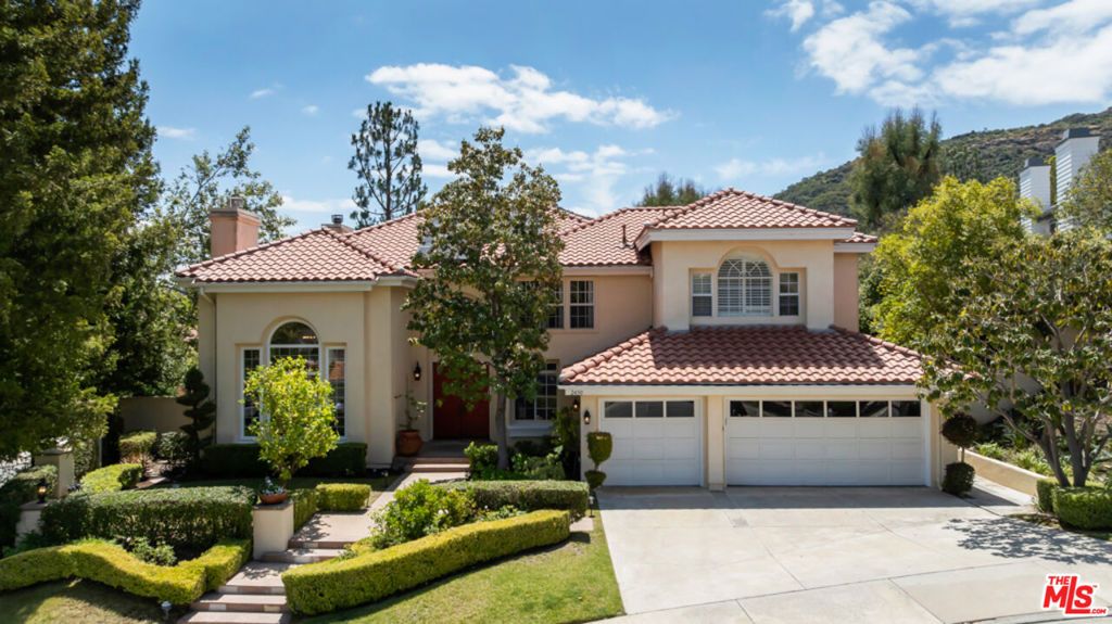 2430 Ranchgrove Drive, Westlake Village, CA 91361