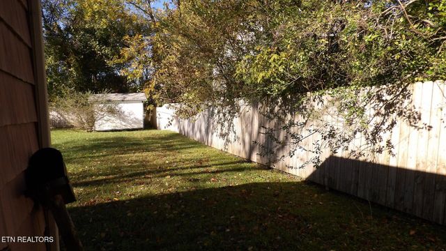 20 Penny Lane, Crossville, TN 38555