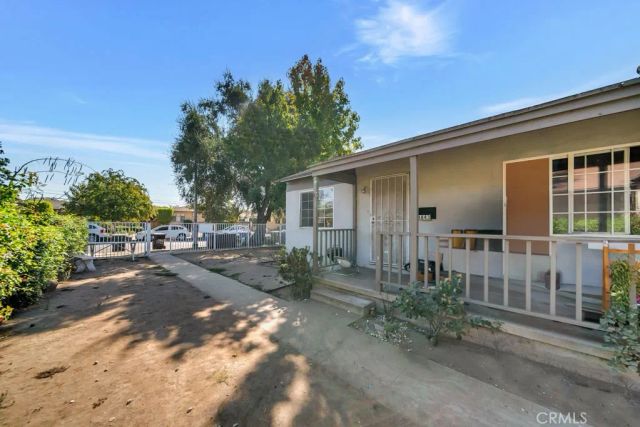 8843 Tilden, Panorama City, CA 91402