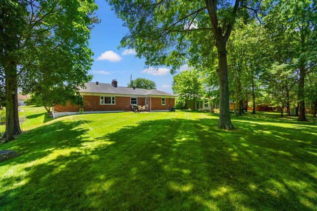 19 Pleasant Drive, Highland Heights, KY 41076