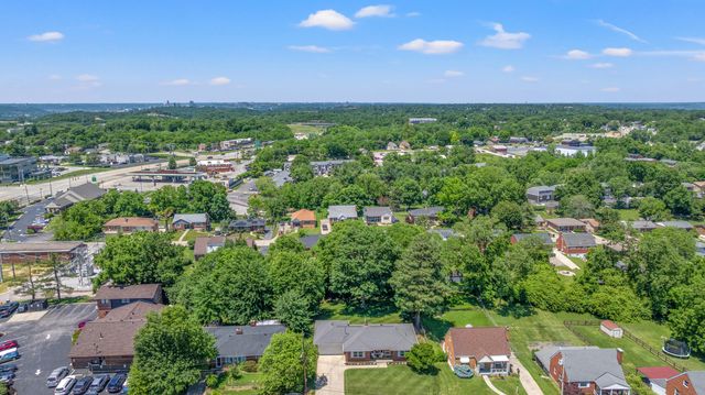 19 Pleasant Drive, Highland Heights, KY 41076