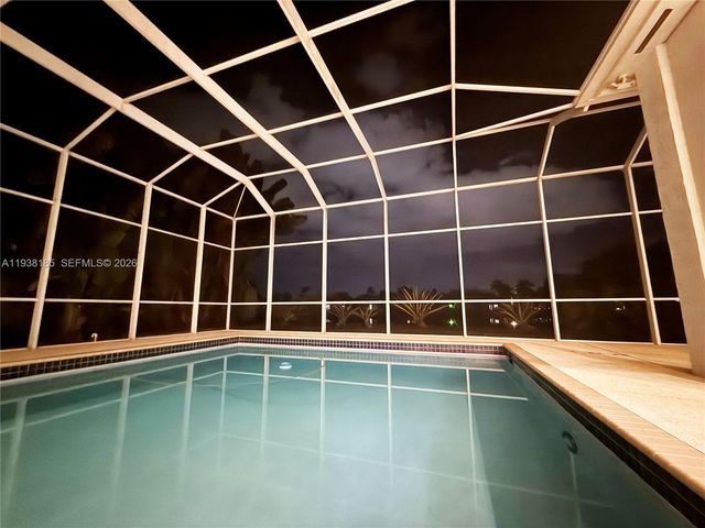 2640 Fairways Dr, Homestead, FL 33035