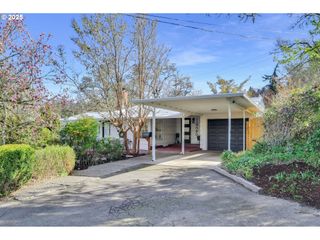 1925 E 26TH Ave, Eugene, OR 97403