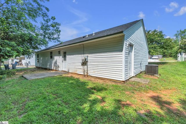 18 Backwater Way, Greenville, SC 29611