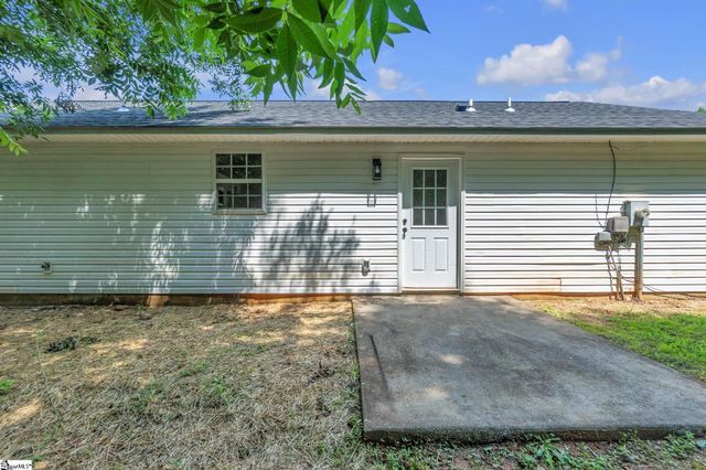 18 Backwater Way, Greenville, SC 29611