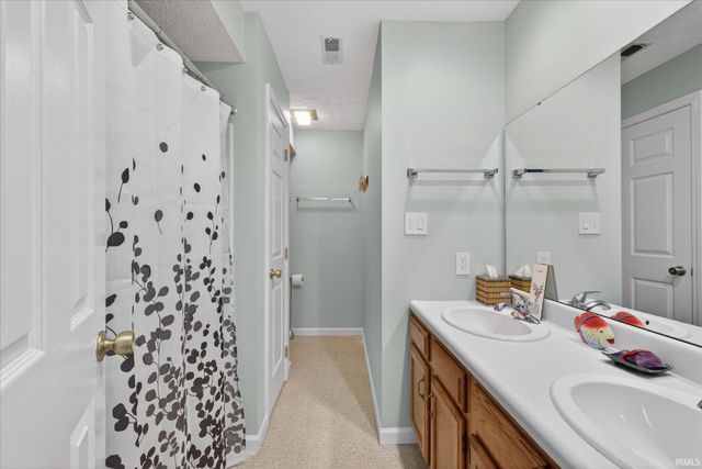 9708 S Harbour Pointe Drive, Bloomington, IN 47401