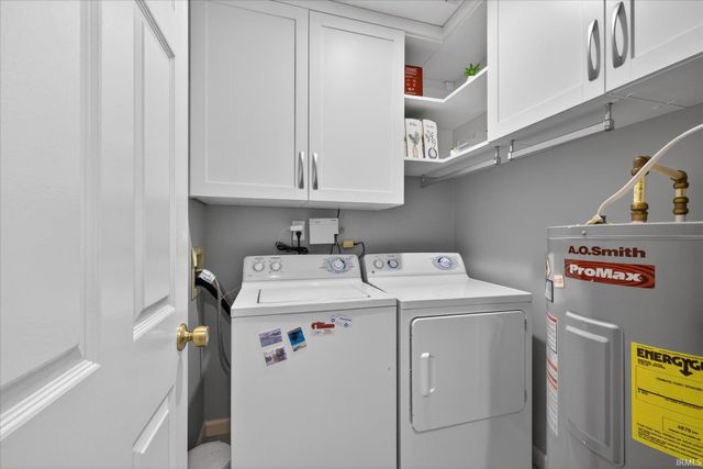 9708 S Harbour Pointe Drive, Bloomington, IN 47401