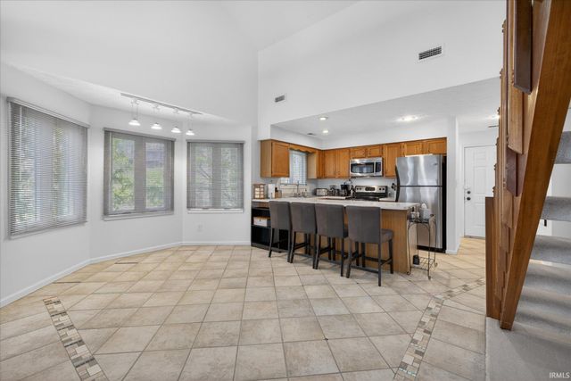 9708 S Harbour Pointe Drive, Bloomington, IN 47401