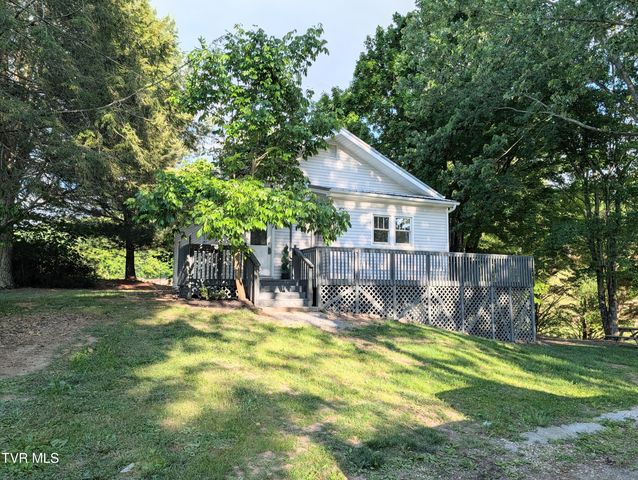 139 Bill Bennett Road, Johnson City, TN 37604