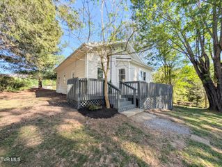 139 Bill Bennett Road, Johnson City, TN 37604