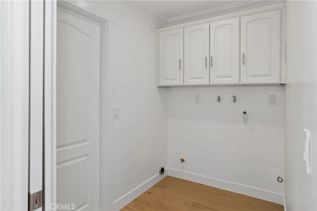 17 Pinewood Avenue, Oak Park, CA 91377