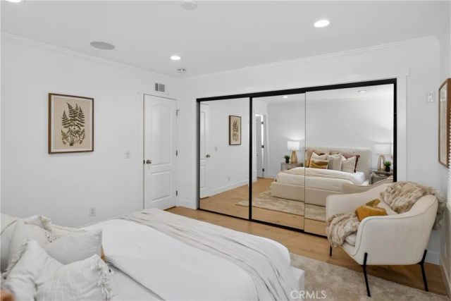 17 Pinewood Avenue, Oak Park, CA 91377