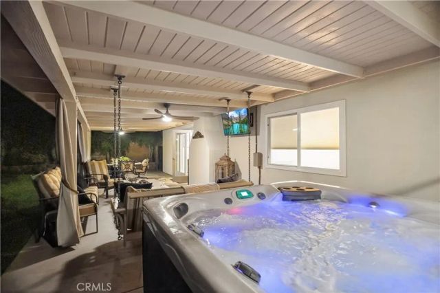 17 Pinewood Avenue, Oak Park, CA 91377