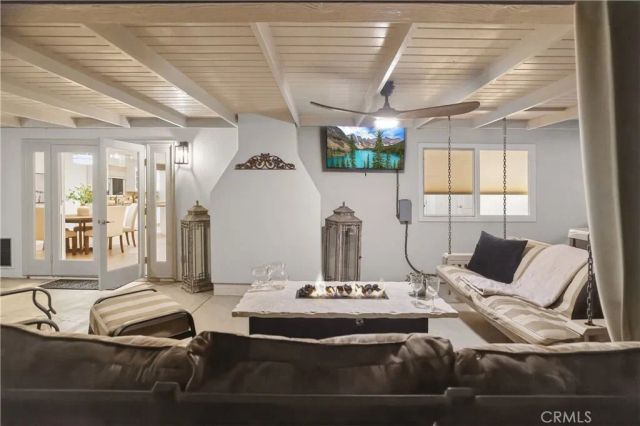 17 Pinewood Avenue, Oak Park, CA 91377