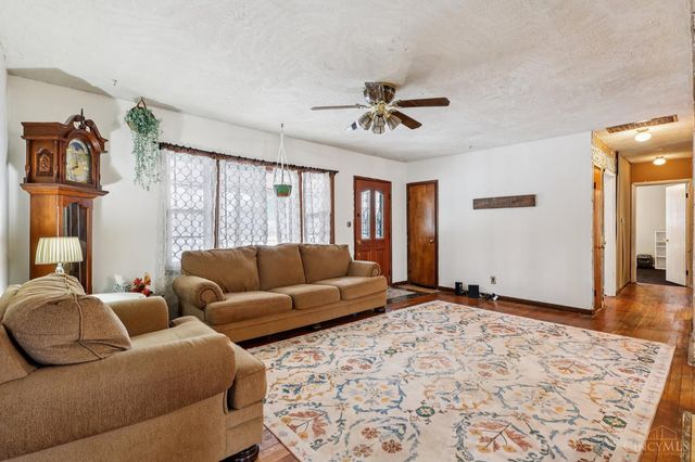 7869 Dubois Road, Franklin Twp, OH 45005