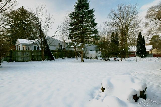 114 E Sugnet Street, Midland, MI 48642