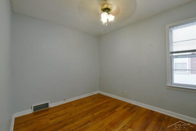 114 E Sugnet Street, Midland, MI 48642