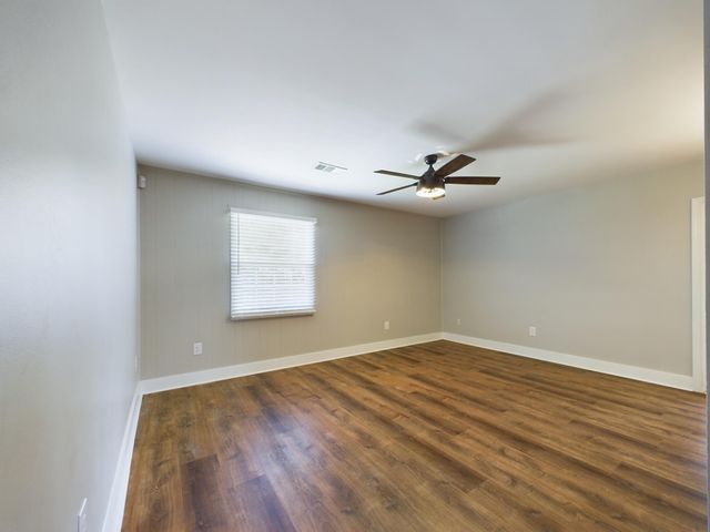 1011 Julia Avenue, Niceville, FL 32578