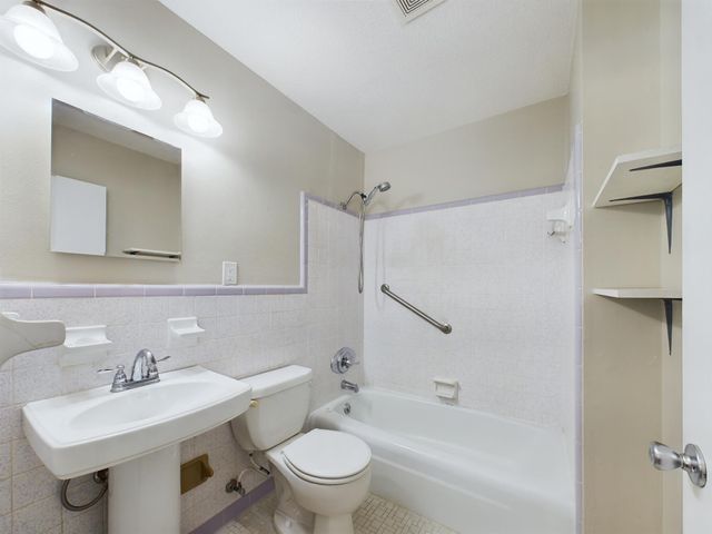 1011 Julia Avenue, Niceville, FL 32578