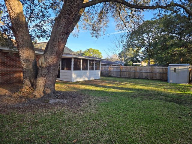 1011 Julia Avenue, Niceville, FL 32578