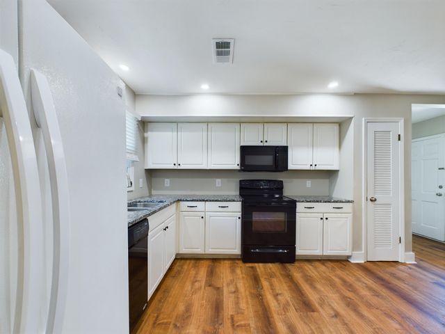 1011 Julia Avenue, Niceville, FL 32578