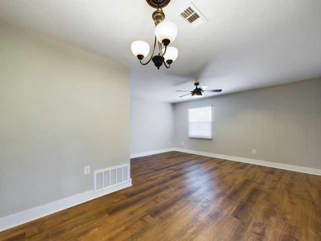 1011 Julia Avenue, Niceville, FL 32578