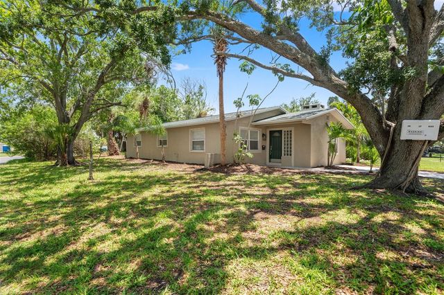 4247 HELENA STREET NE, St Petersburg, FL 33703