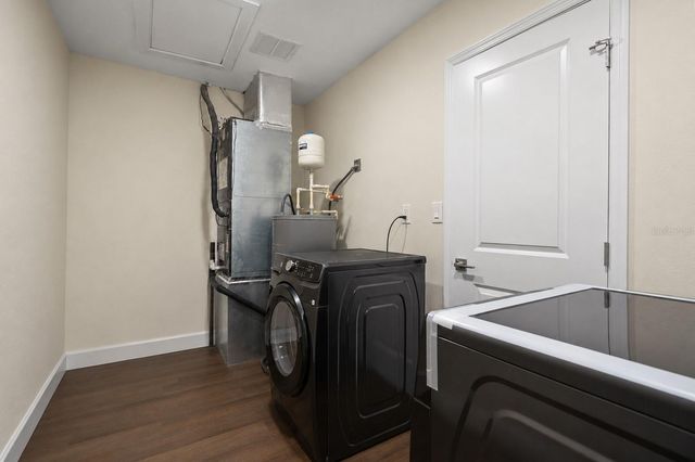 4247 HELENA STREET NE, St Petersburg, FL 33703