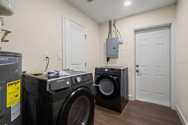 4247 HELENA STREET NE, St Petersburg, FL 33703