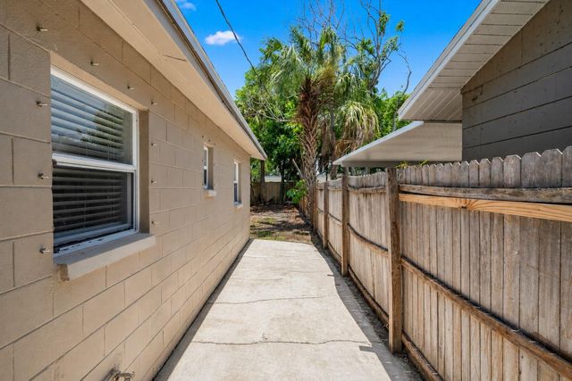 4247 HELENA STREET NE, St Petersburg, FL 33703