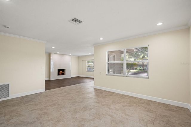 4247 HELENA STREET NE, St Petersburg, FL 33703