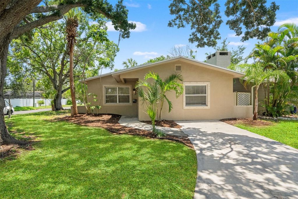 4247 HELENA STREET NE, St Petersburg, FL 33703