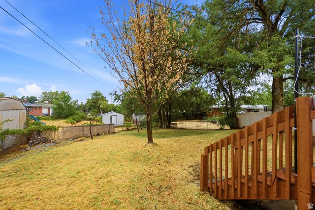 3839 S 2050 W, Roy, UT 84067